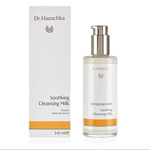 Dr. Hauschka Soothing Cleansing Milk